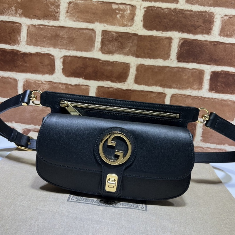 Gucci Handbags 451